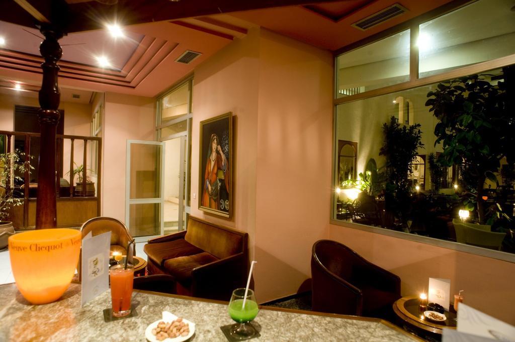 Hotel Suisse Casablanca Exteriör bild